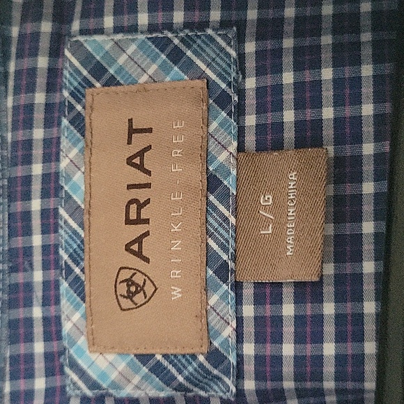 Like New! Men's Ariat Blue Plaid Long Sleeve Shirt Size Large - Picture 3 of 7